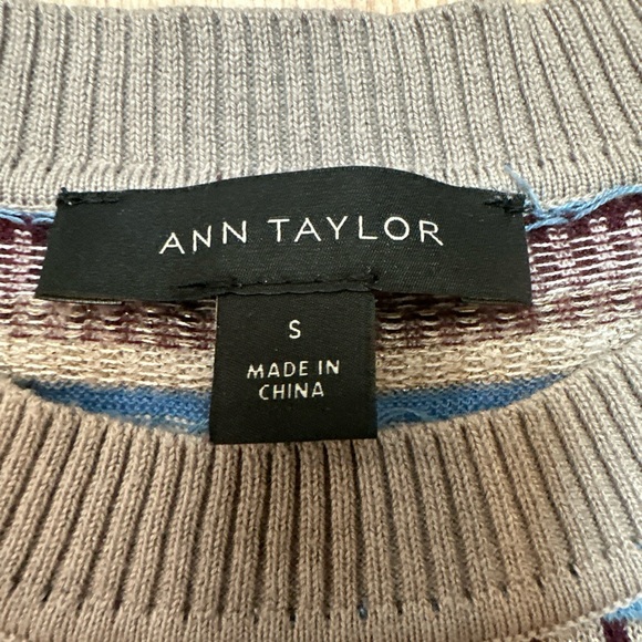 Ann Taylor Fair Isle Sweater Size S - Picture 10 of 10